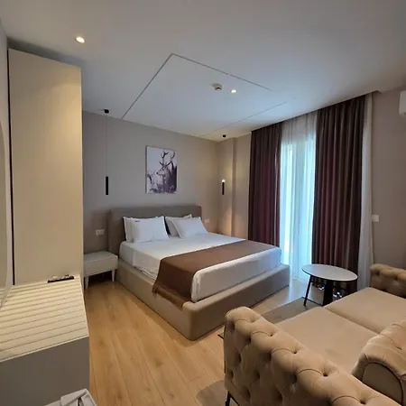 Orik & Hotel Radhimë